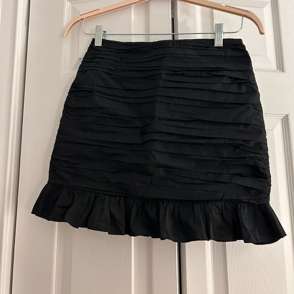 Black Zara mini skirt